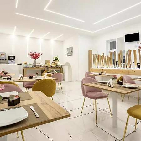 Hotiday Collection - Centro Storico 3* Nápoles