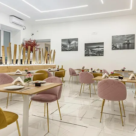 Hotiday Collection - Centro Storico Nápoles