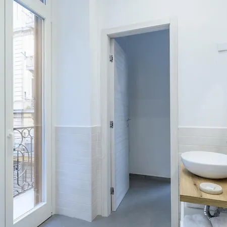 Apartahotel Hotiday Collection - Centro Storico Nápoles