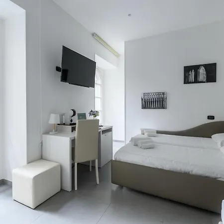 Hotiday Collection - Centro Storico 3* Nápoles