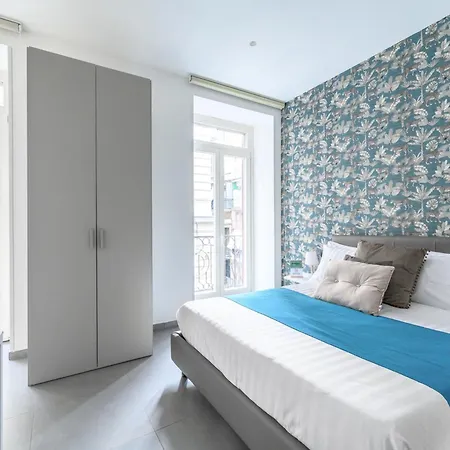 Hotiday Collection - Centro Storico Apartahotel 3*