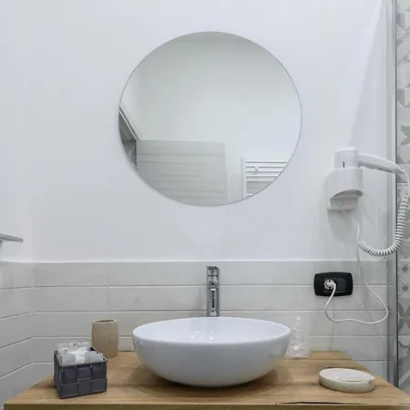 Apartahotel Hotiday Collection - Centro Storico Nápoles