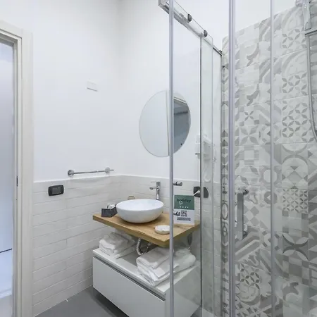 Apartahotel Hotiday Collection - Centro Storico Nápoles