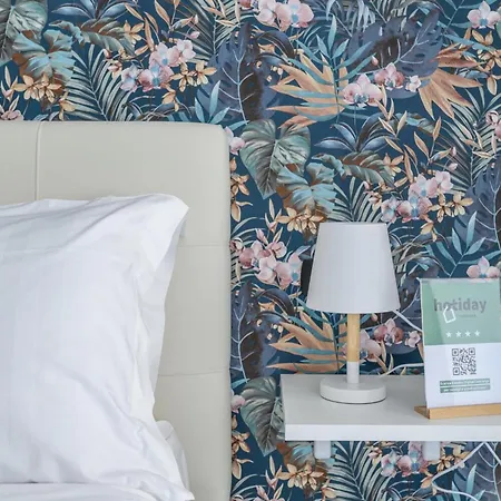 Apartahotel Hotiday Collection - Centro Storico Nápoles