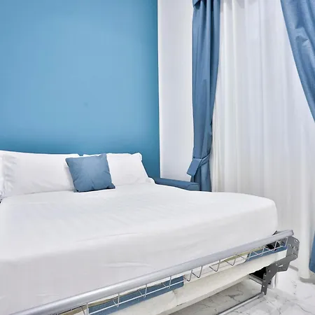 Hotiday Collection - Centro Storico Apartahotel Nápoles